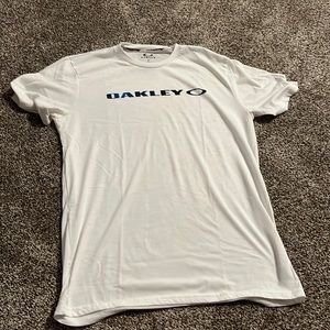 Oakley shirt